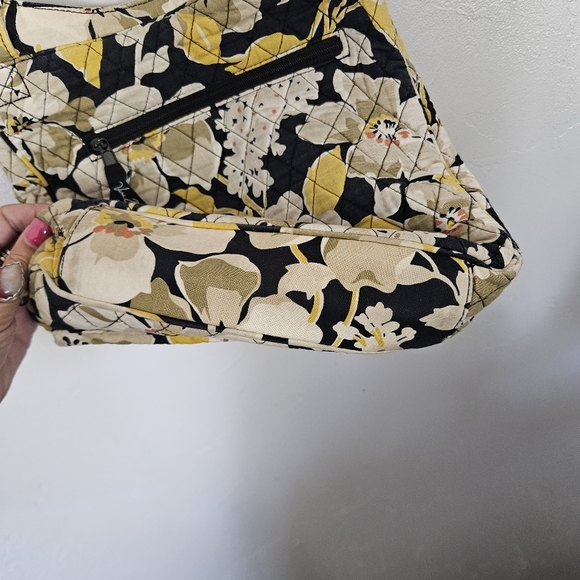 Vera Bradley Dogwood Mailbag 100% Cotton Yellow Floral Patterned Shoulder Bag - Picture 10 of 10